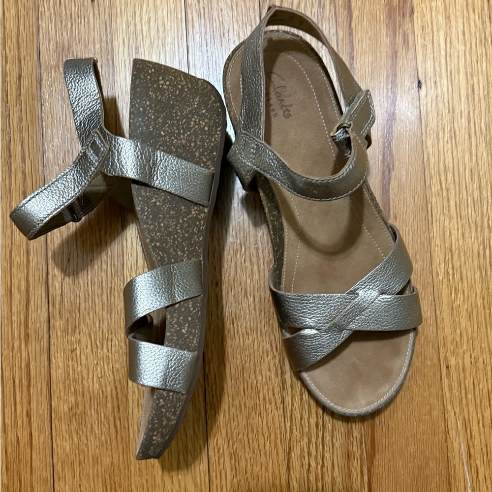 Clarks Women's Gold Wedge Sandals